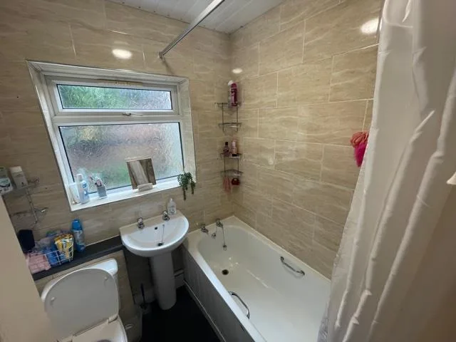 4 bedroom terraced house for rent