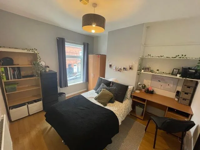 4 bedroom terraced house for rent
