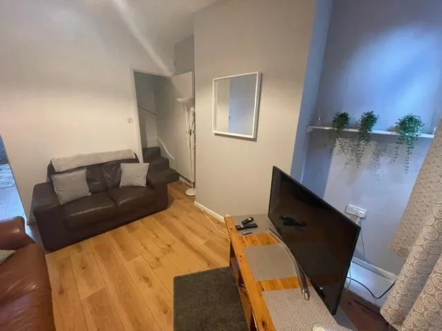 4 bedroom terraced house for rent
