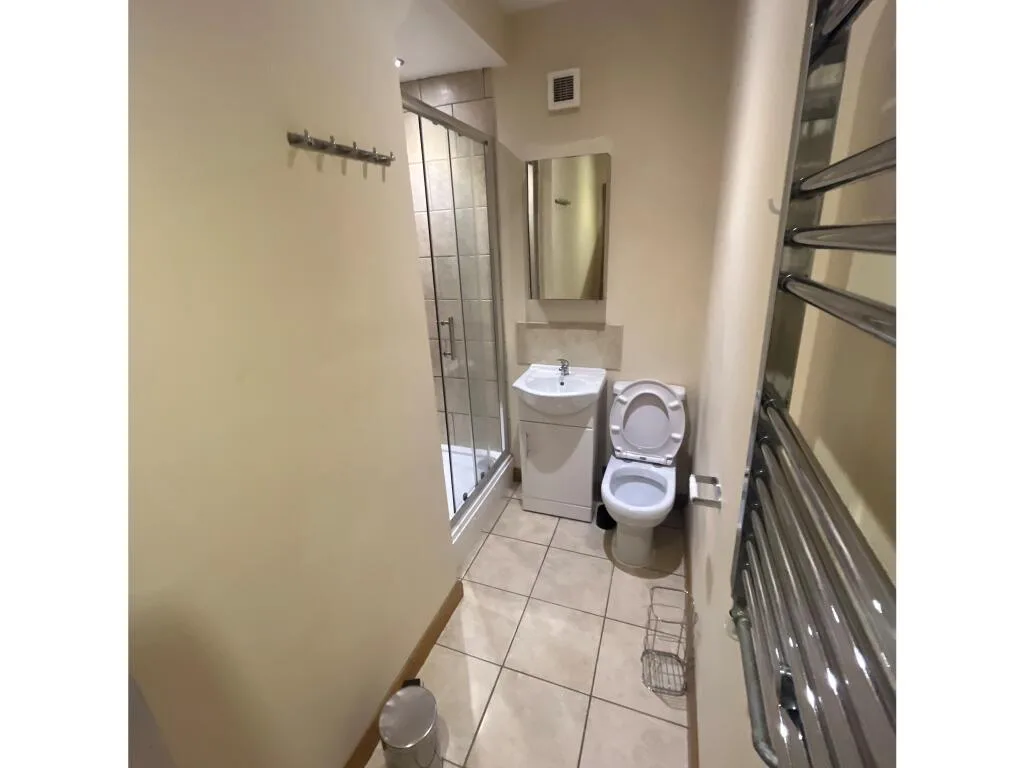 1 bedroom house for rent
