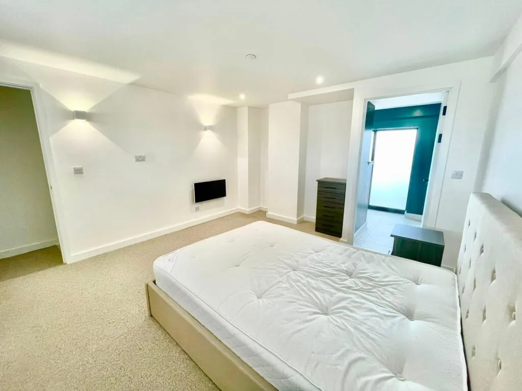 3 bedroom penthouse for rent