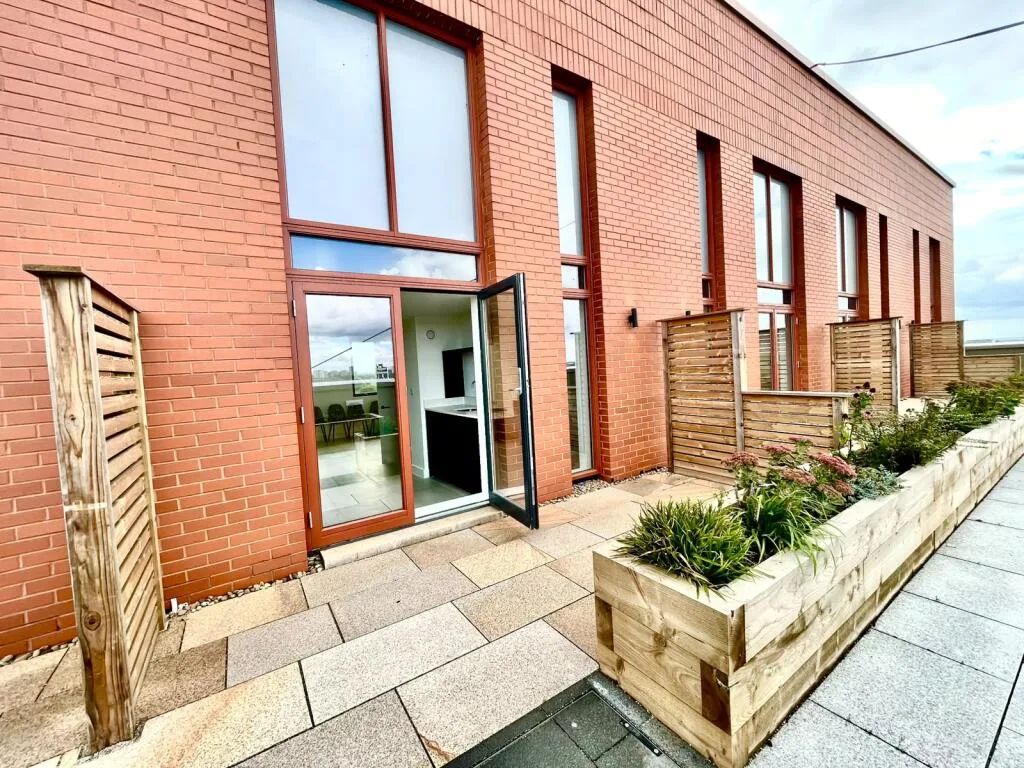 3 bedroom penthouse for rent