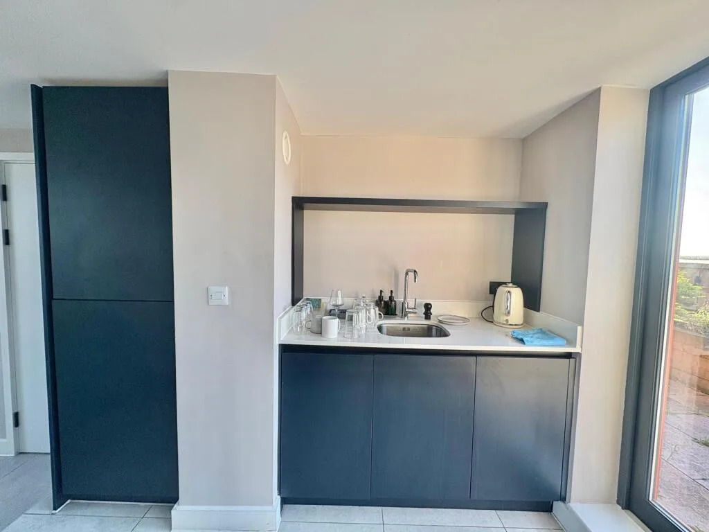 3 bedroom penthouse for rent