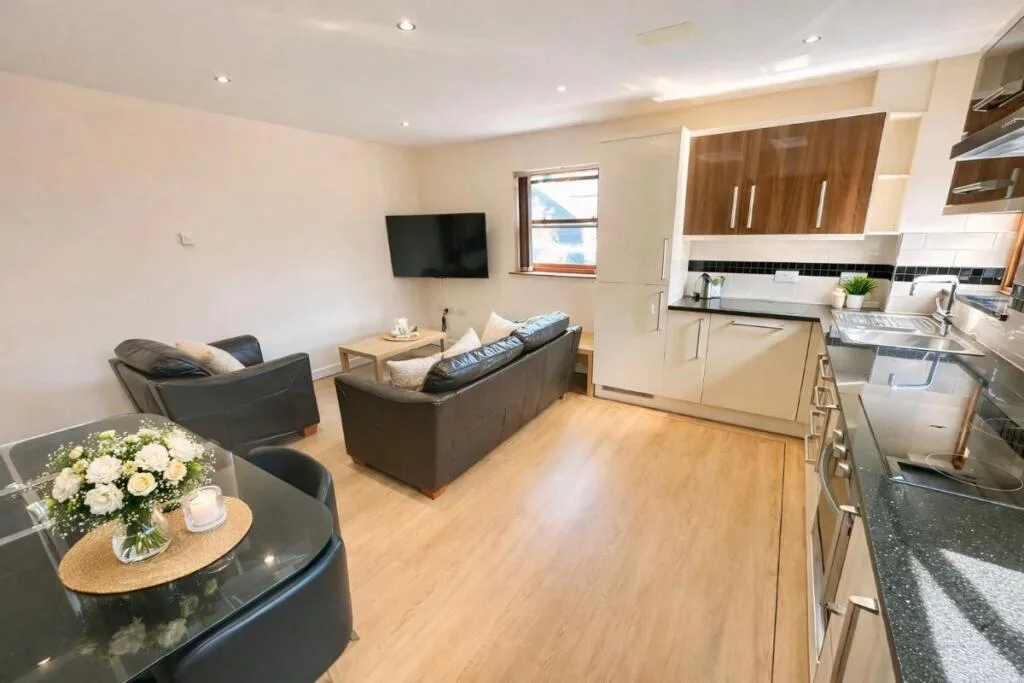 3 bedroom flat for rent