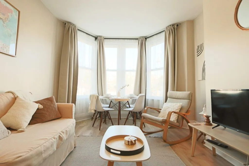 2 bedroom flat for rent