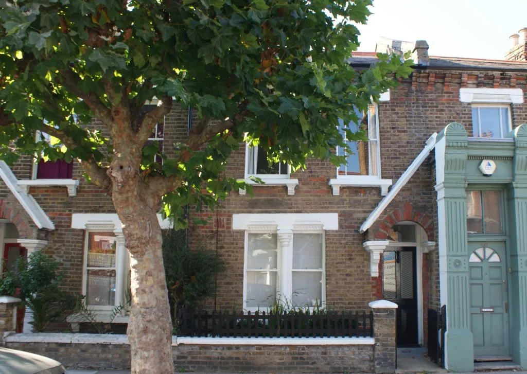 2 bedroom end of terrace house for rent