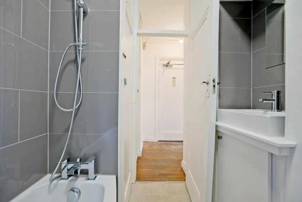 Studio flat for rent
