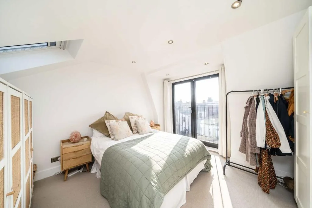 3 bedroom flat for rent