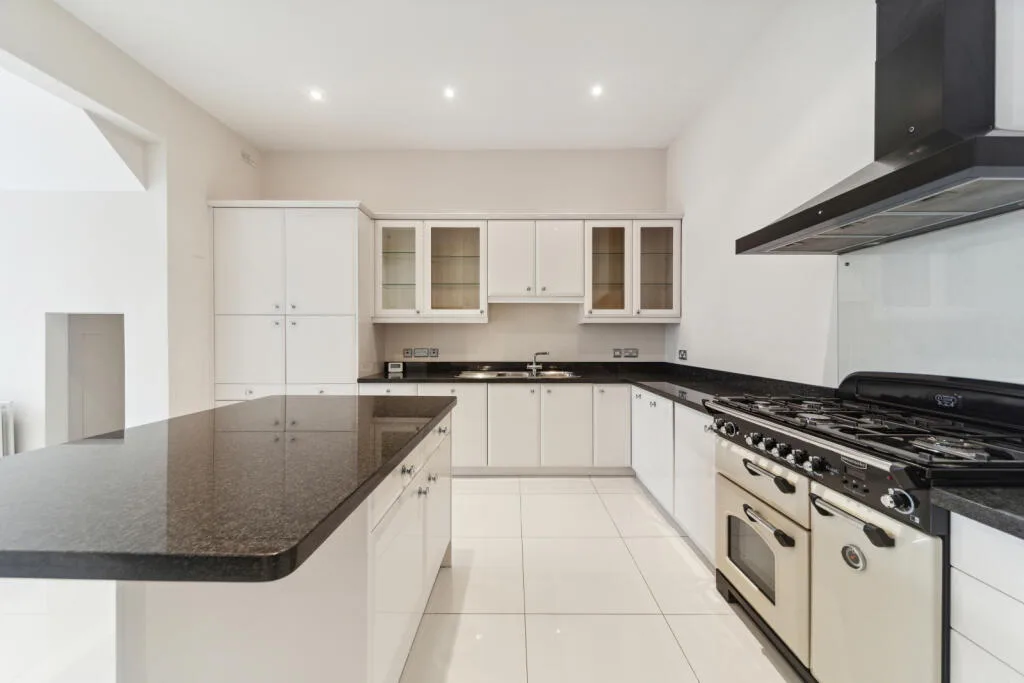 4 bedroom house for rent