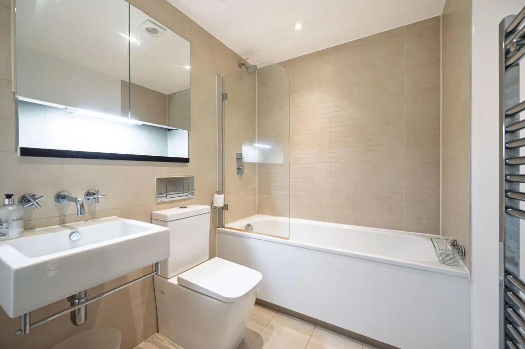 2 bedroom flat for rent