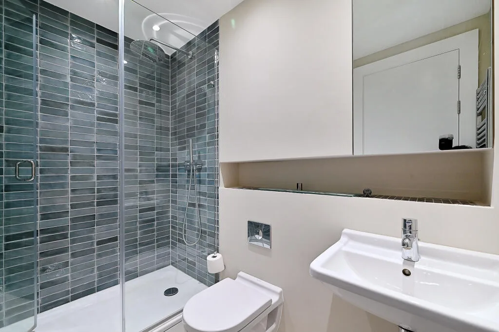 3 bedroom maisonette for rent