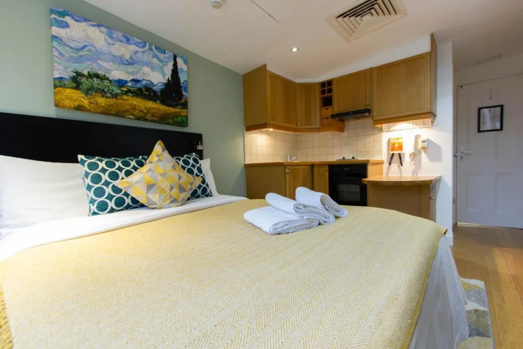 Studio flat for rent