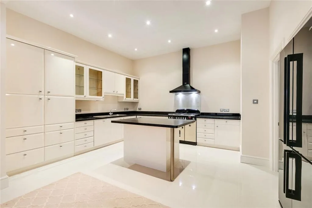 4 bedroom house for rent
