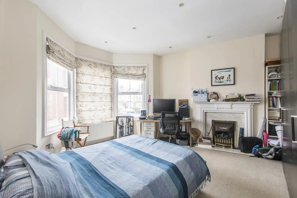 3 bedroom maisonette for rent