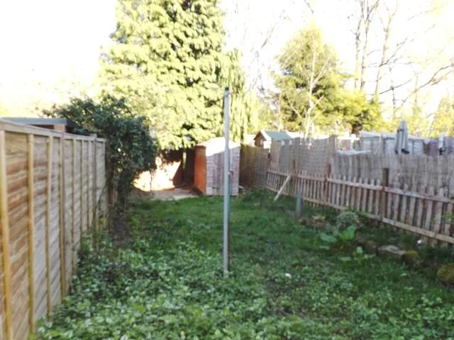 2 bedroom end of terrace house for rent