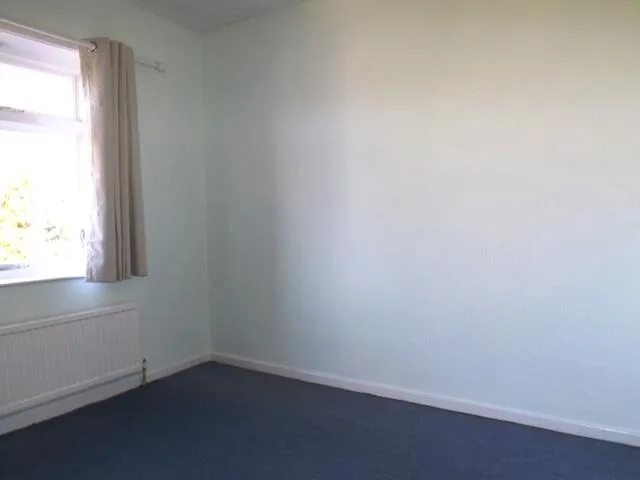 2 bedroom end of terrace house for rent