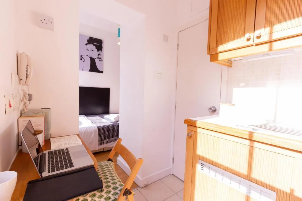 Studio flat for rent