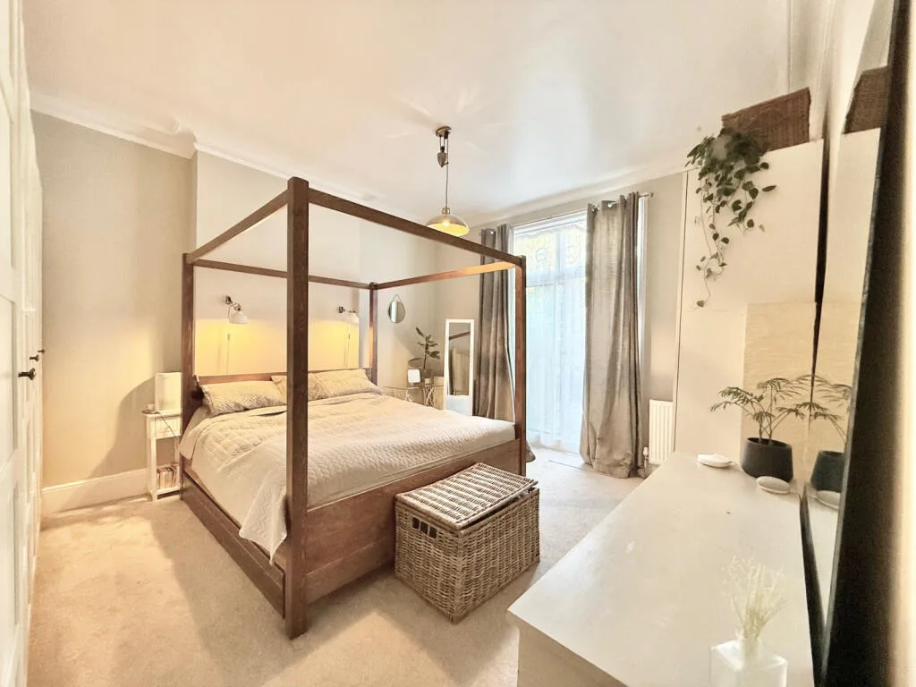 2 bedroom flat for rent