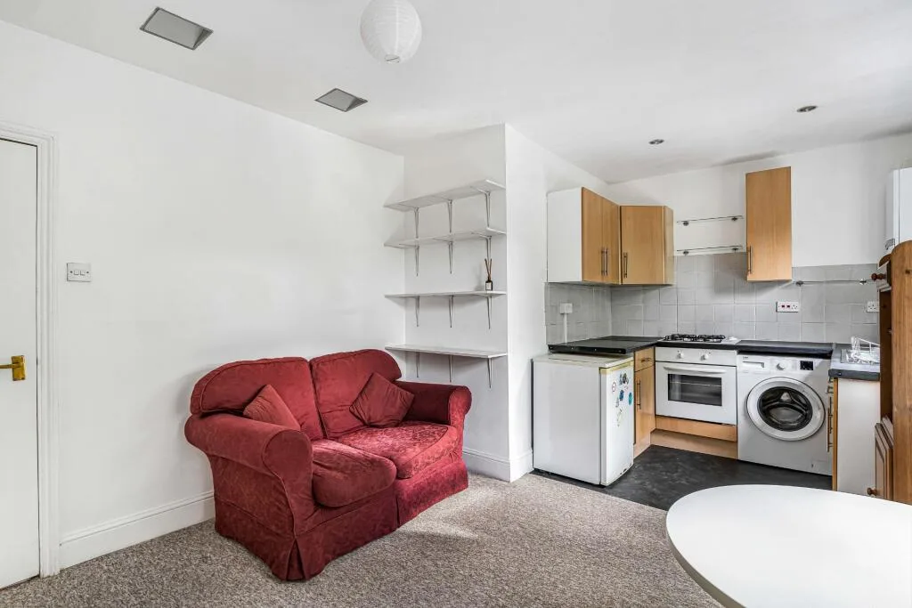 1 bedroom flat for rent