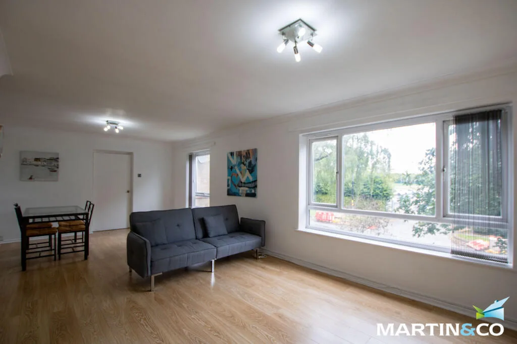 2 bedroom flat for rent