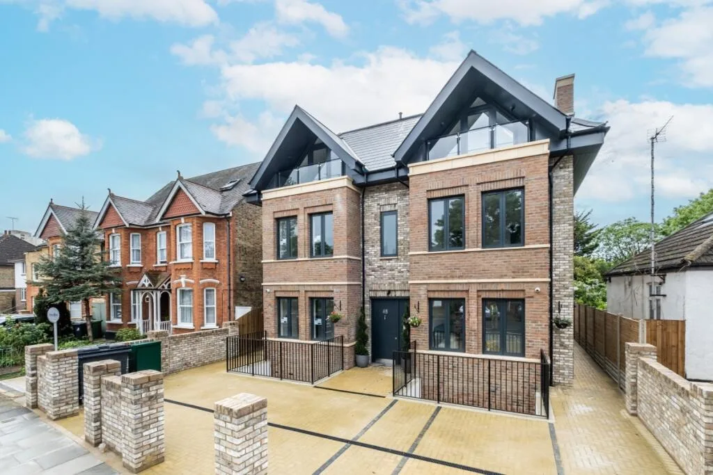 2 bedroom flat for rent