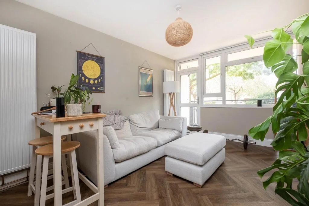 2 bedroom flat for rent