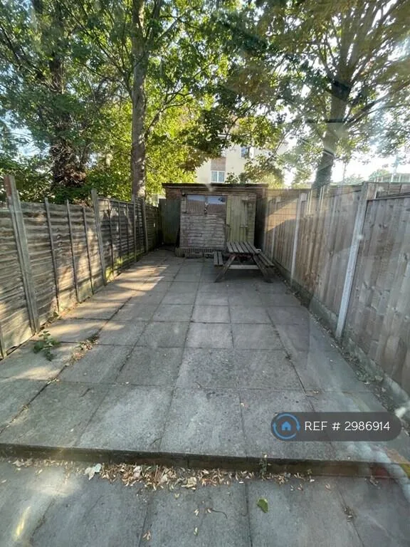2 bedroom terraced house for rent