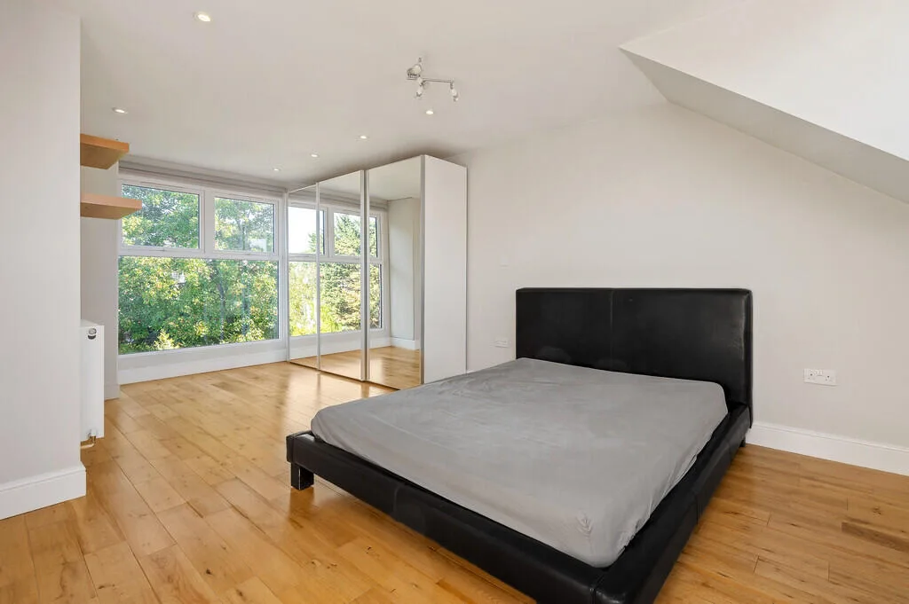 4 bedroom terraced house for rent
