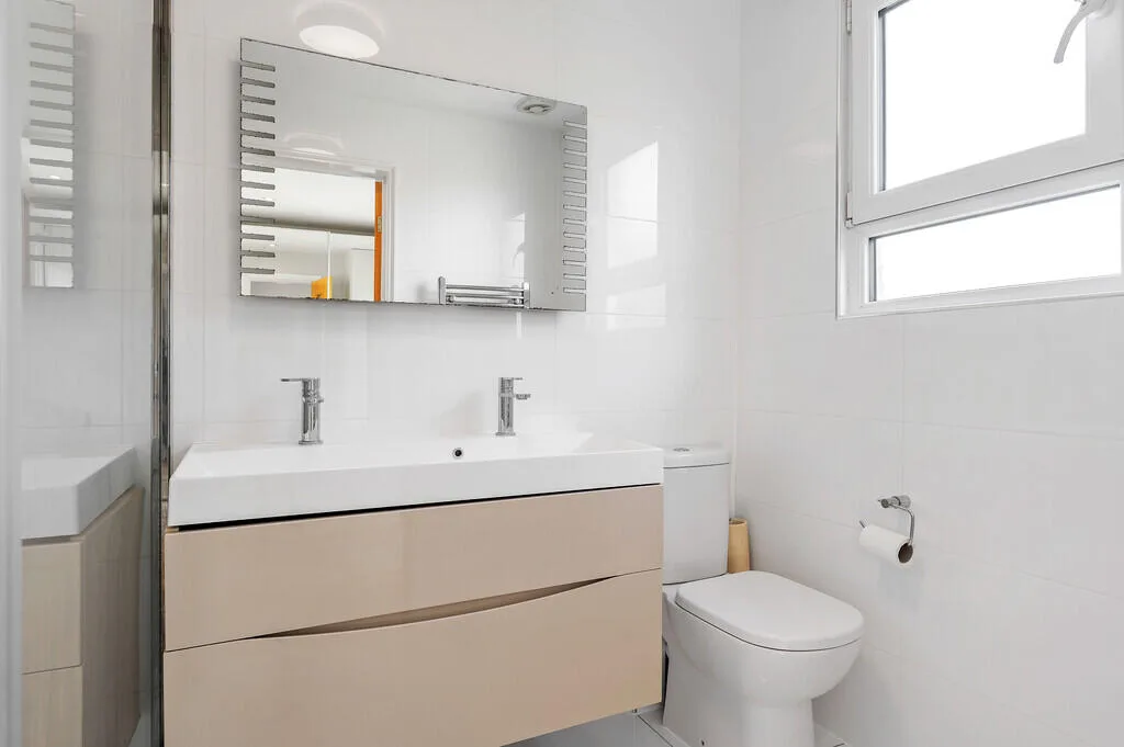 4 bedroom terraced house for rent