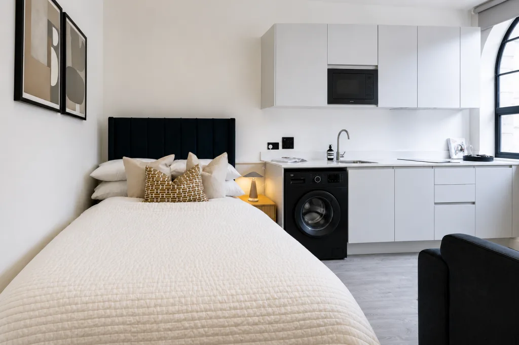 Studio flat for rent