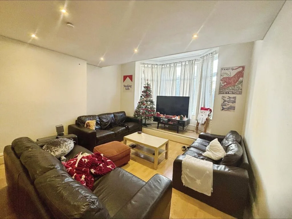 1 bedroom house for rent