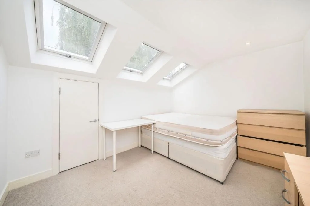 3 bedroom flat for rent