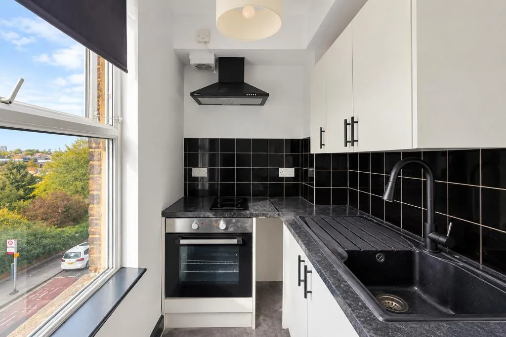 Studio flat for rent