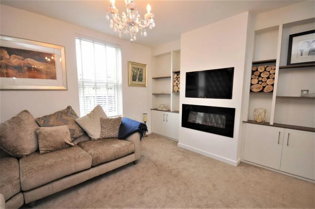 2 bedroom duplex for rent