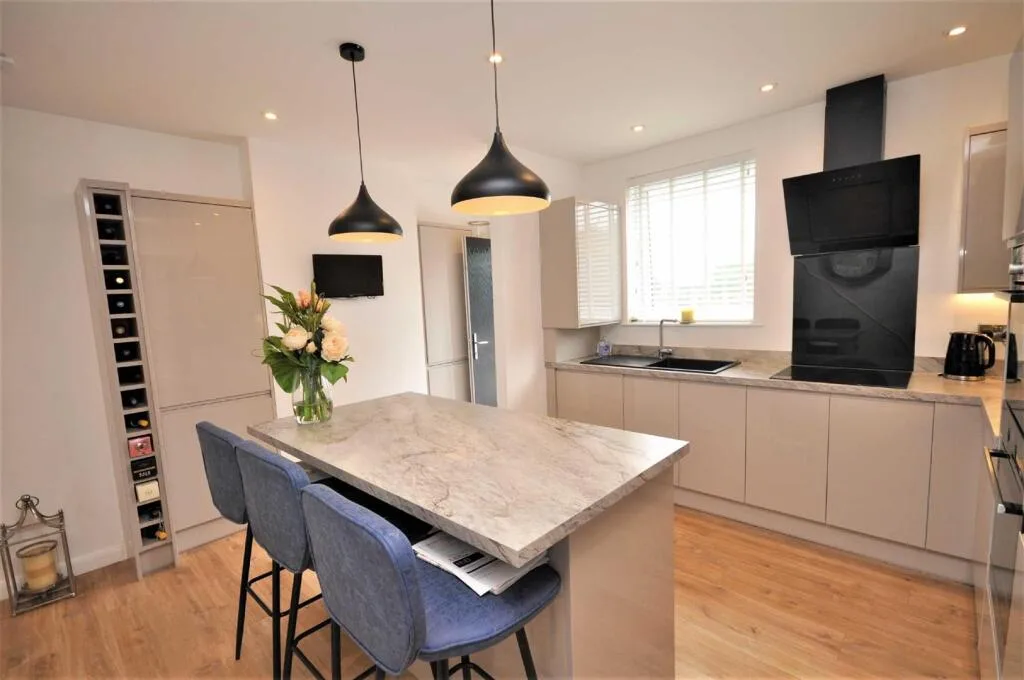 2 bedroom duplex for rent