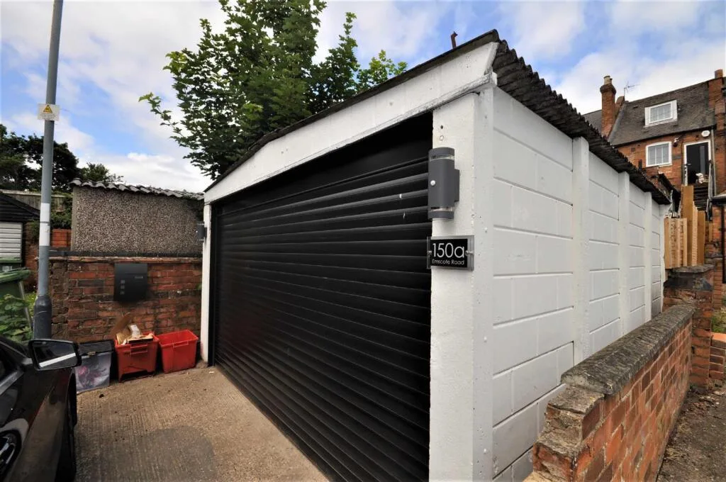2 bedroom duplex for rent