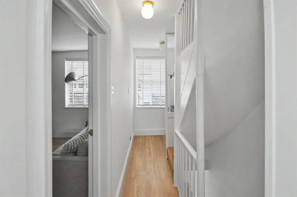 2 bedroom duplex for rent