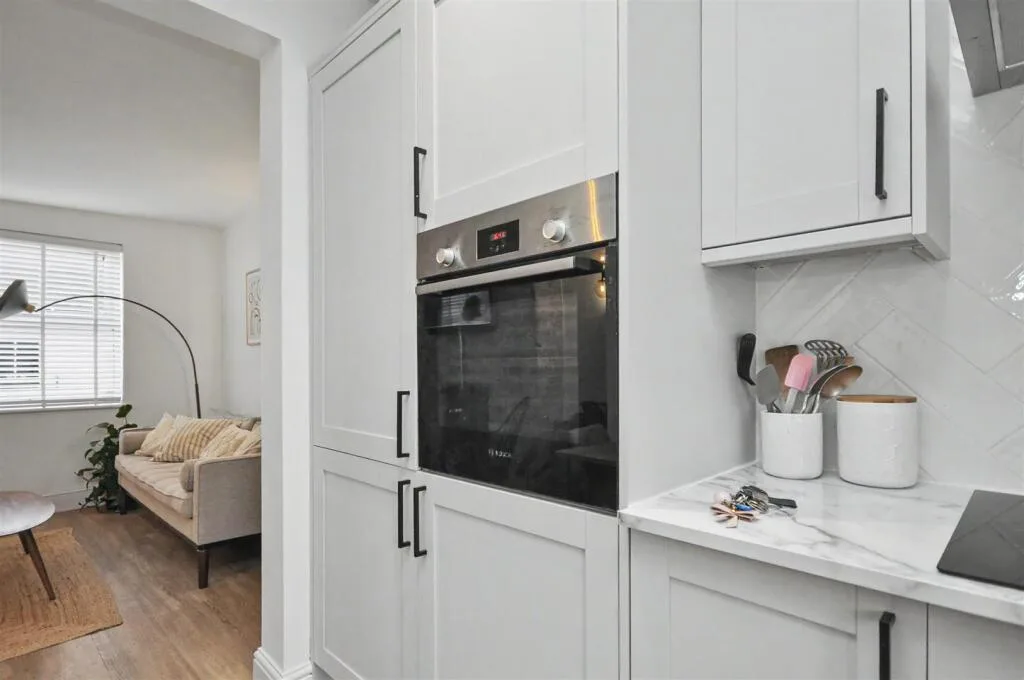 2 bedroom duplex for rent