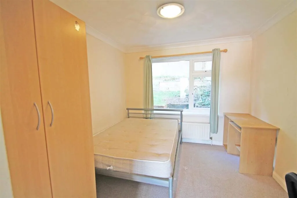 4 bedroom house for rent