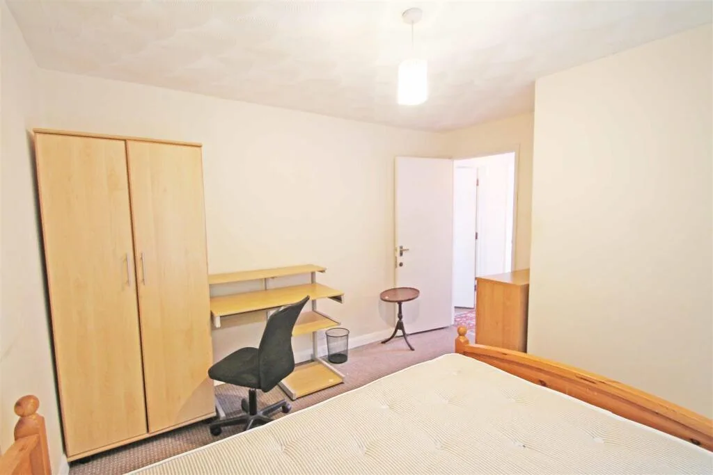 4 bedroom house for rent