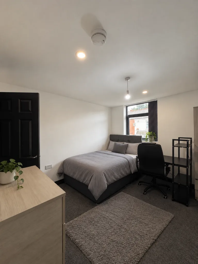 6 bedroom terraced house for rent