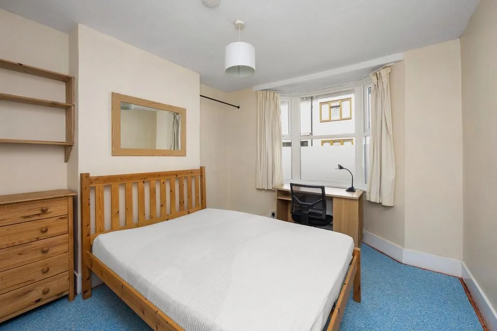 4 bedroom terraced house for rent