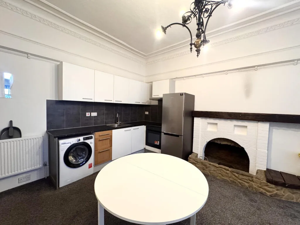 Studio flat for rent