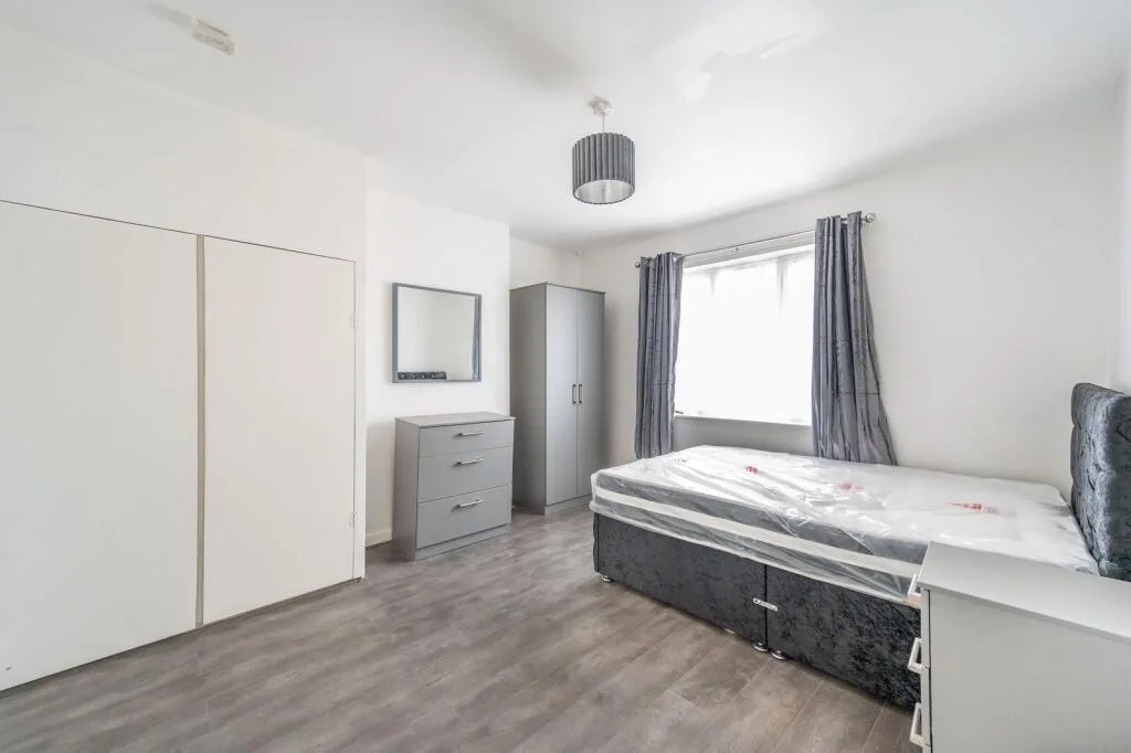 4 bedroom house for rent