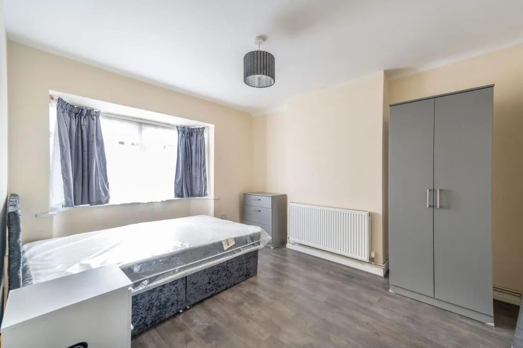 4 bedroom house for rent