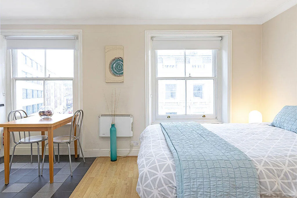 Studio flat for rent