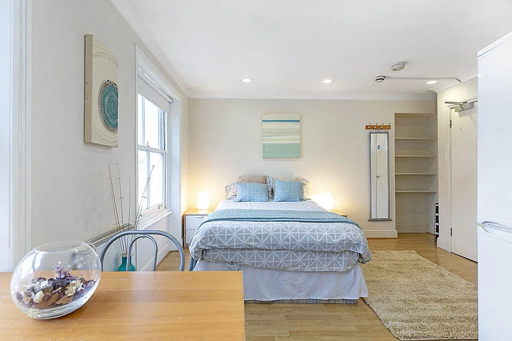 Studio flat for rent