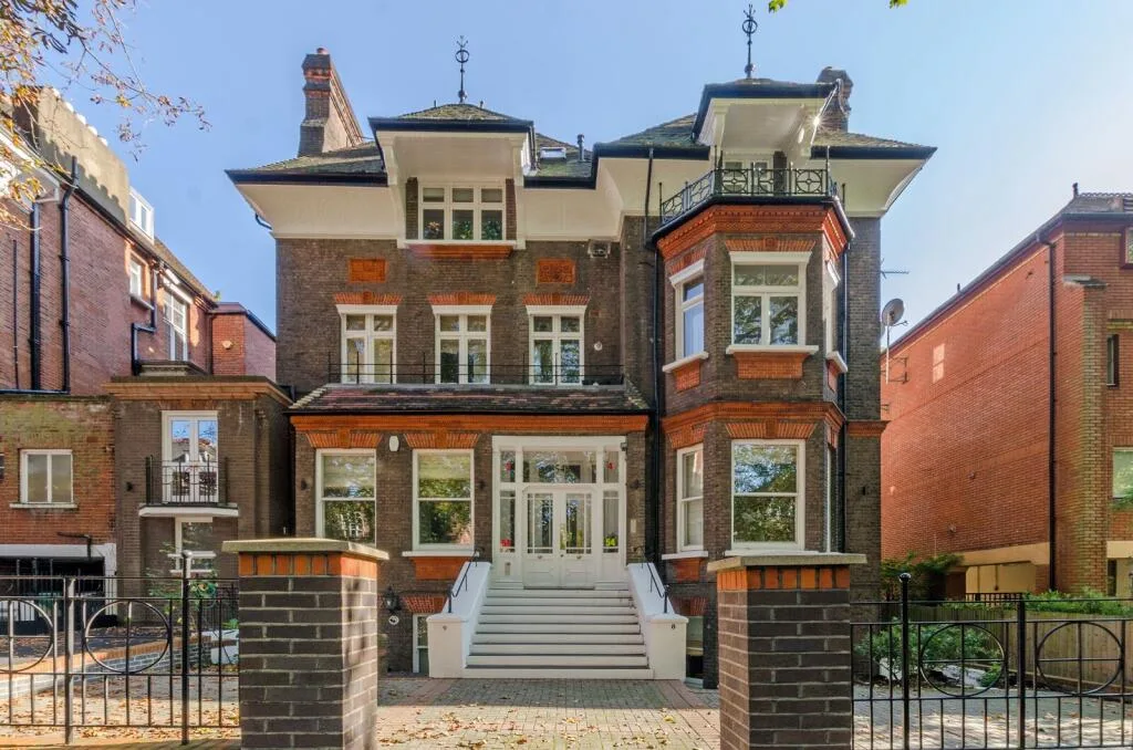2 bedroom flat for rent