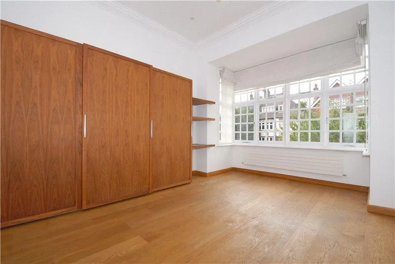 4 bedroom flat for rent