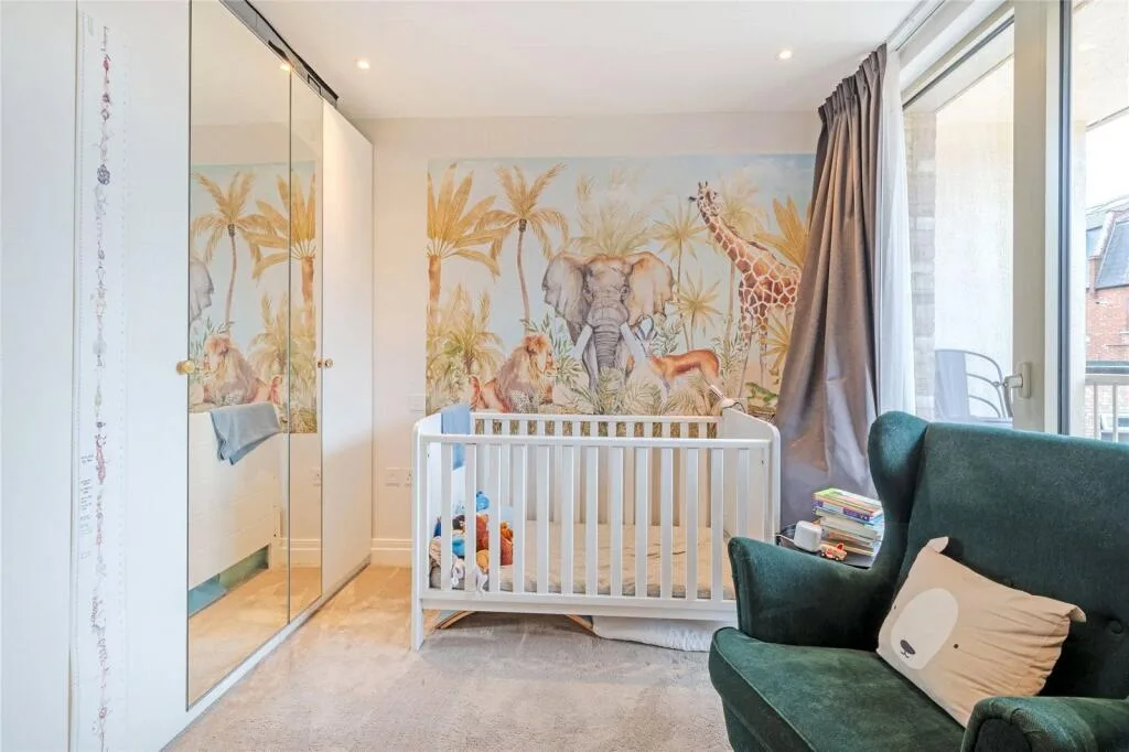 3 bedroom flat for rent